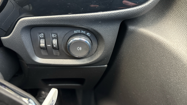 Vauxhall Corsa 1.2 Design 5dr Petrol Hatchback